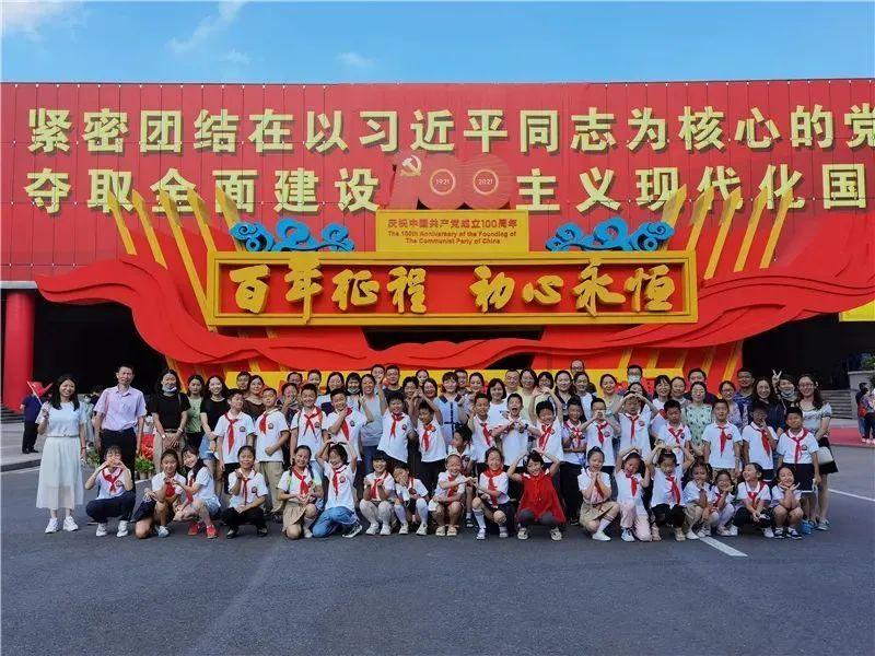 S8RNG到底假赛没?前电竞选手爆料有,MLGX否认,UZI直言差点下跪